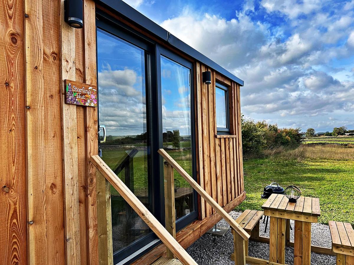 Luxury Shepherd Hut In The Peak District 베이크웰 외부 사진